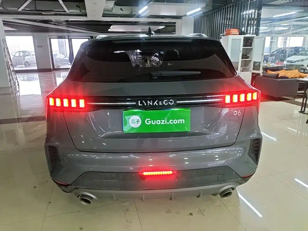 Lynk & Co 06 — миниатюра 6