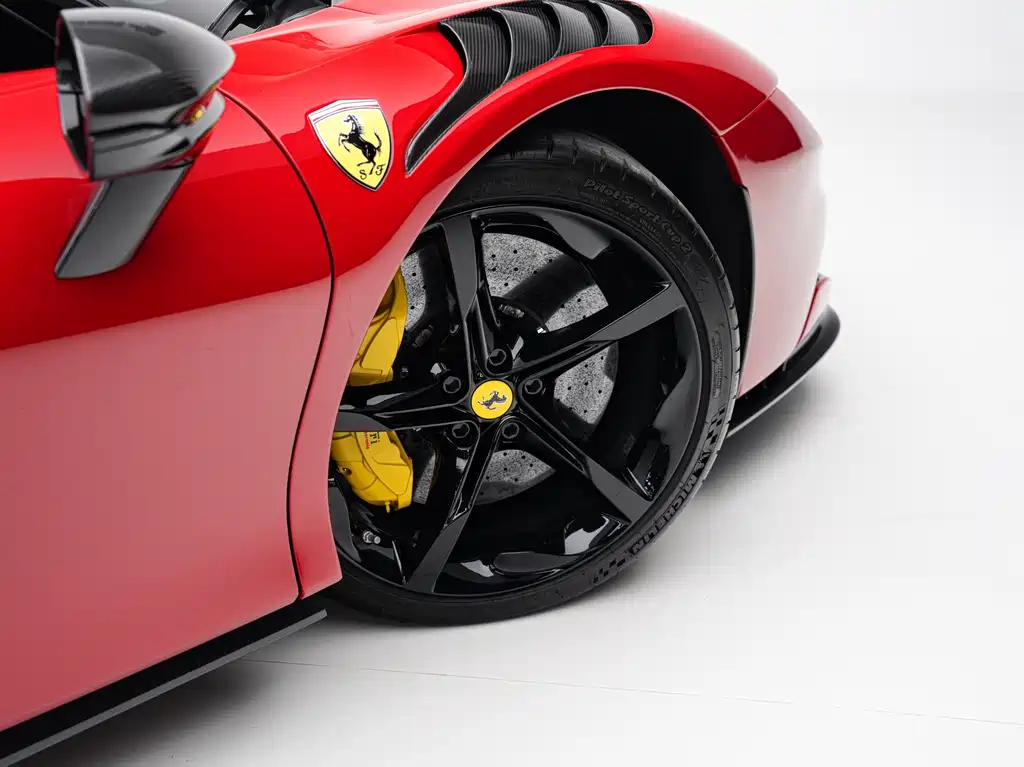 Ferrari SF90 — фотографии объявления, Фото 6