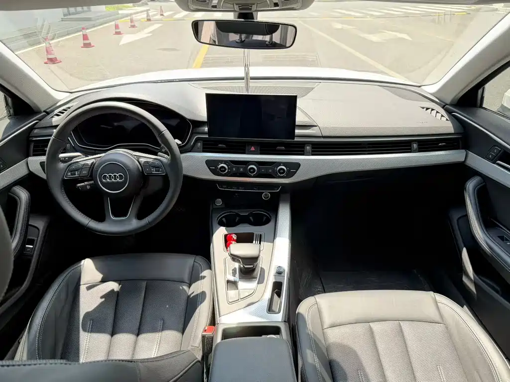 Audi A4L 2020 40 TFSI Fashion
