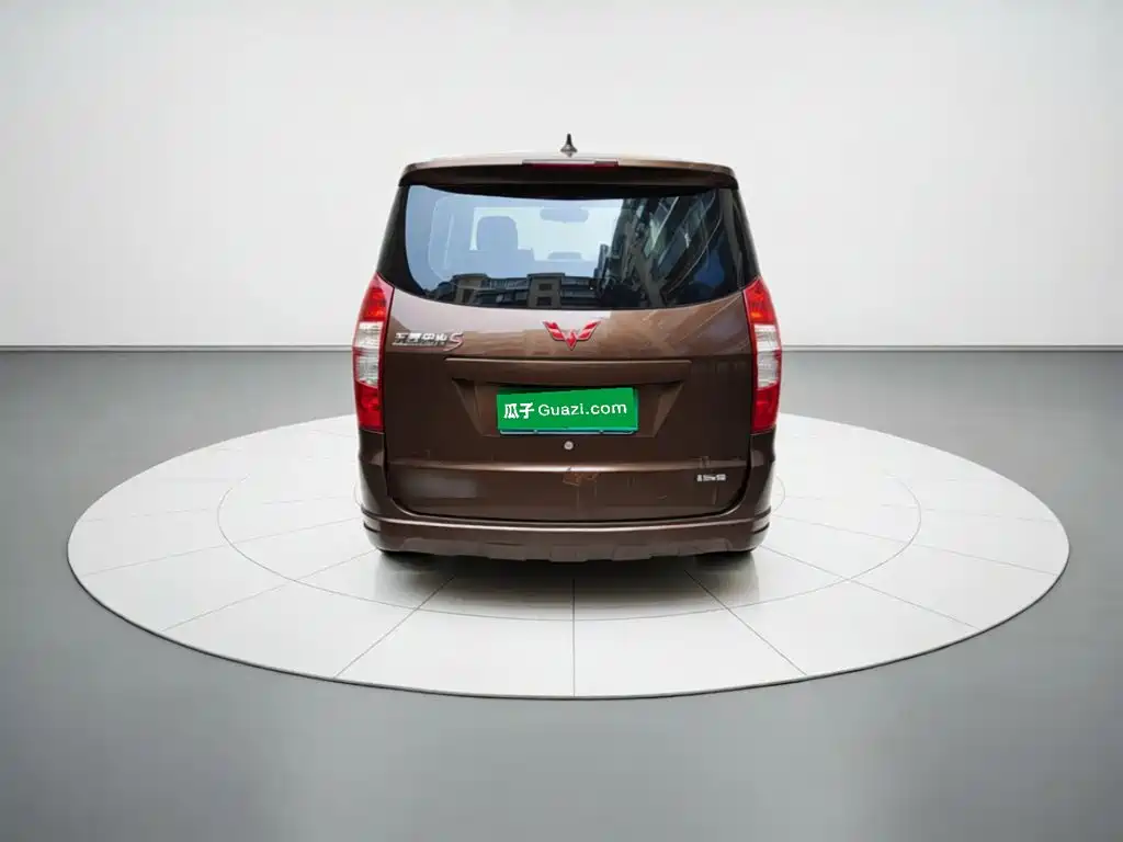 Wuling Hongguang — миниатюра 5