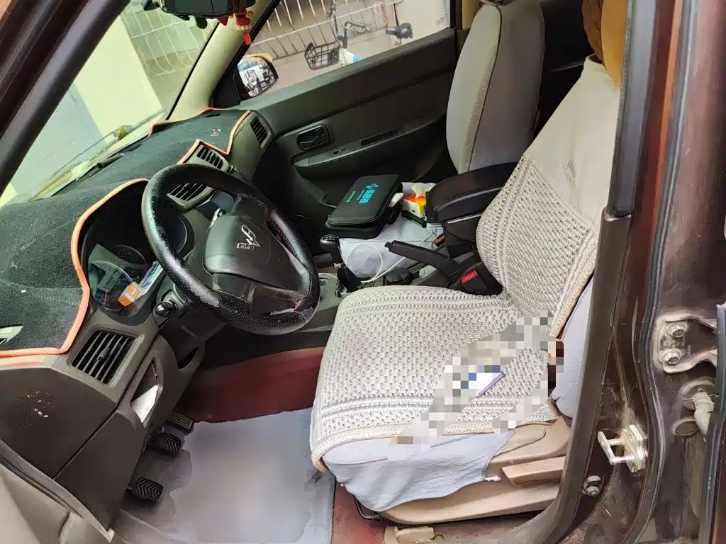 Wuling Hongguang — миниатюра 16