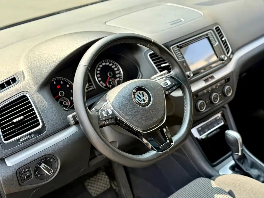 Volkswagen Sharan — миниатюра 10