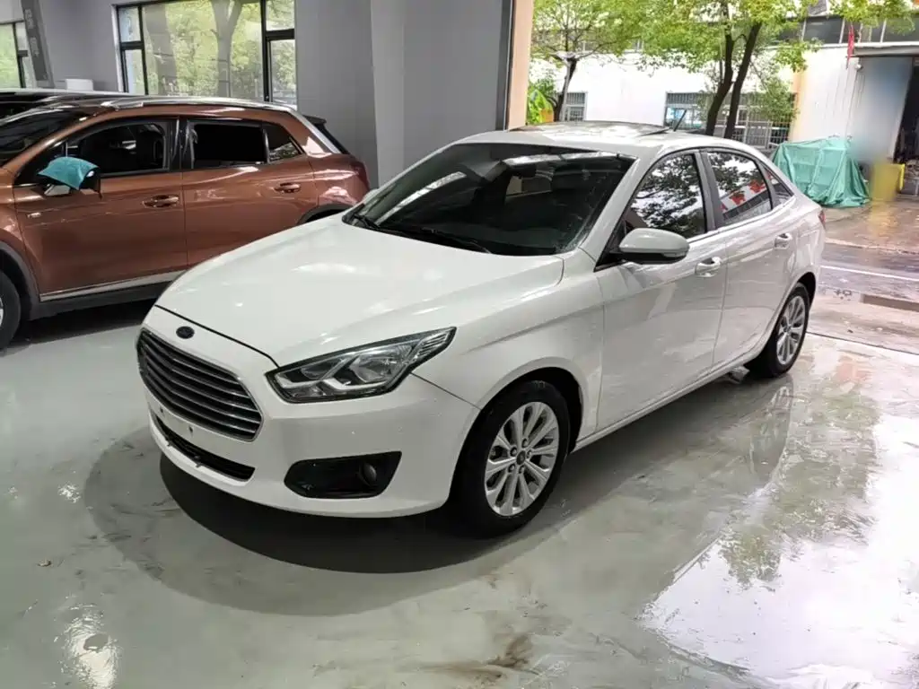 Ford Escort — миниатюра 2