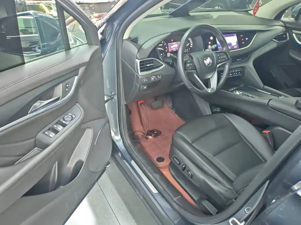 Buick Enclave — миниатюра 16