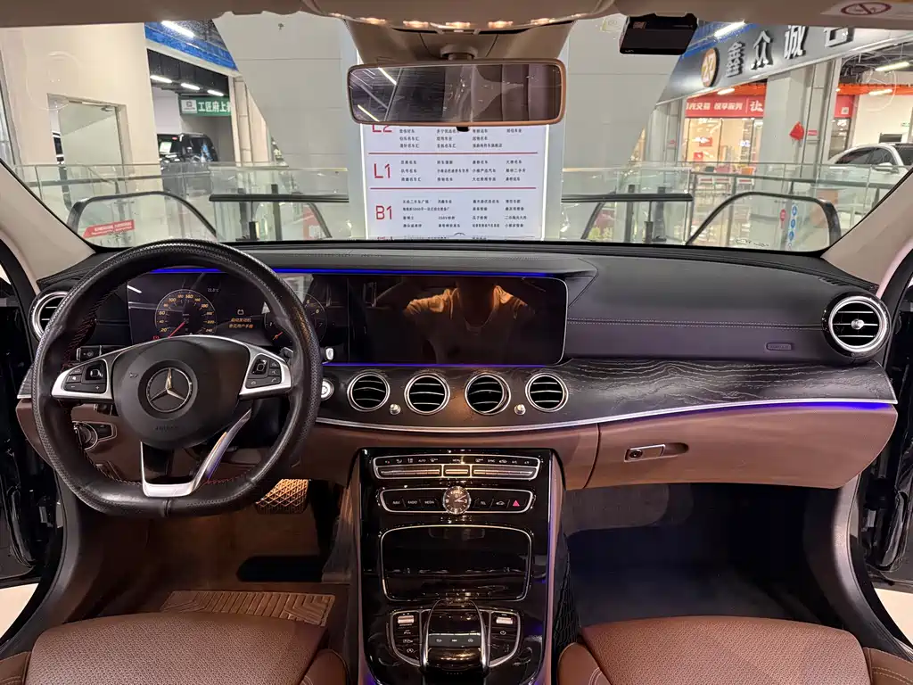 Mercedes-Benz E-Class — миниатюра 5