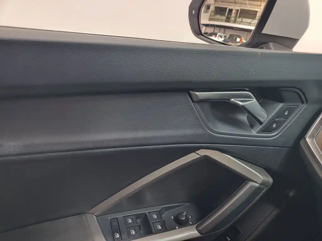 Audi Q3 — миниатюра 16