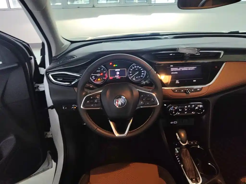 Buick Encore GX — миниатюра 11