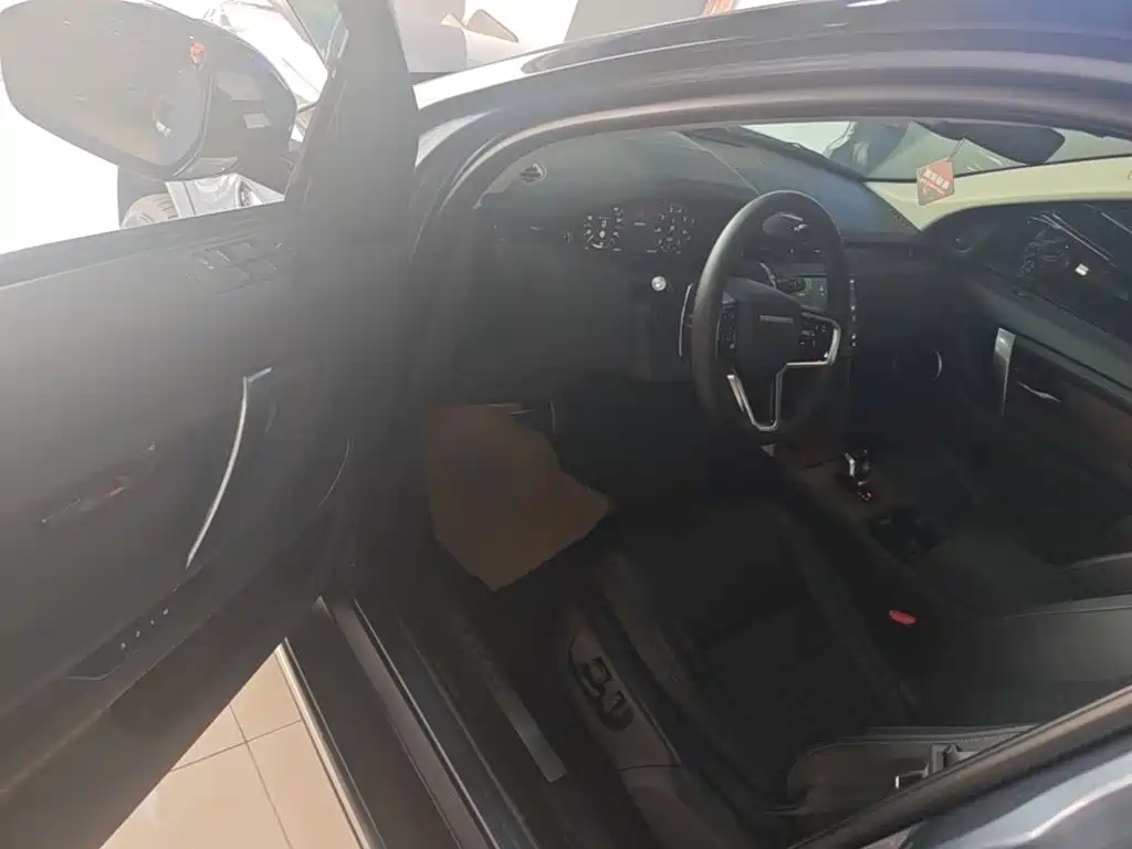 Land Rover Discovery Sport — миниатюра 16
