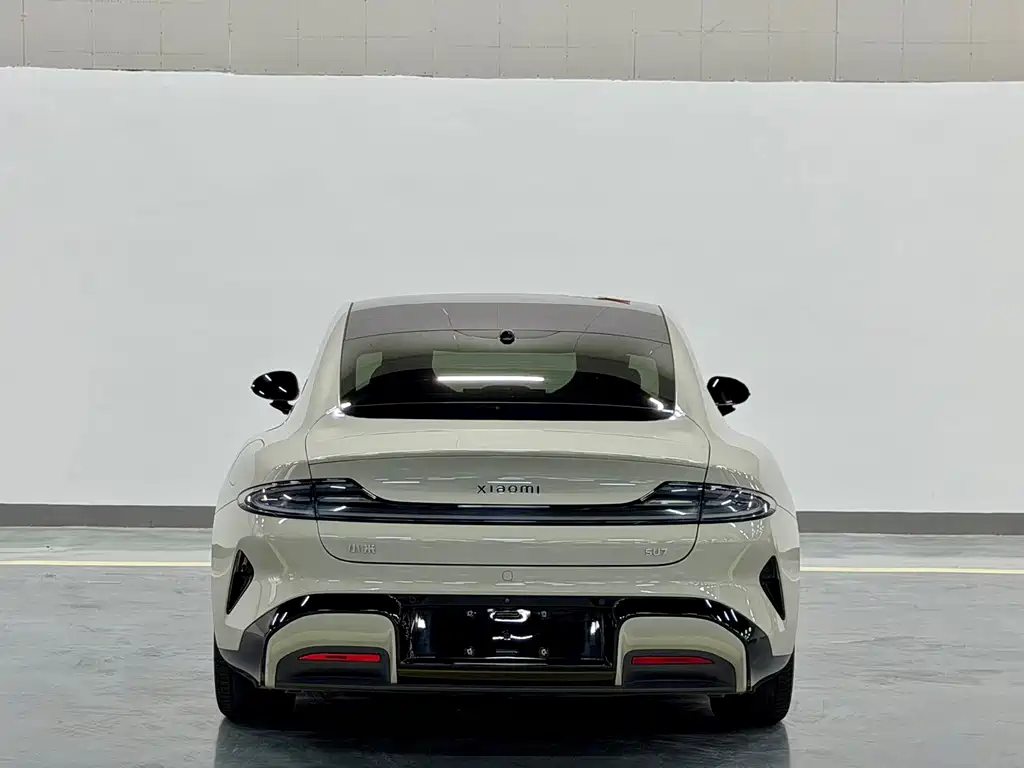 Xiaomi SU7 — миниатюра 9