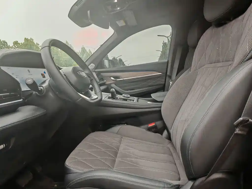 Geely Xingyue L — миниатюра 6