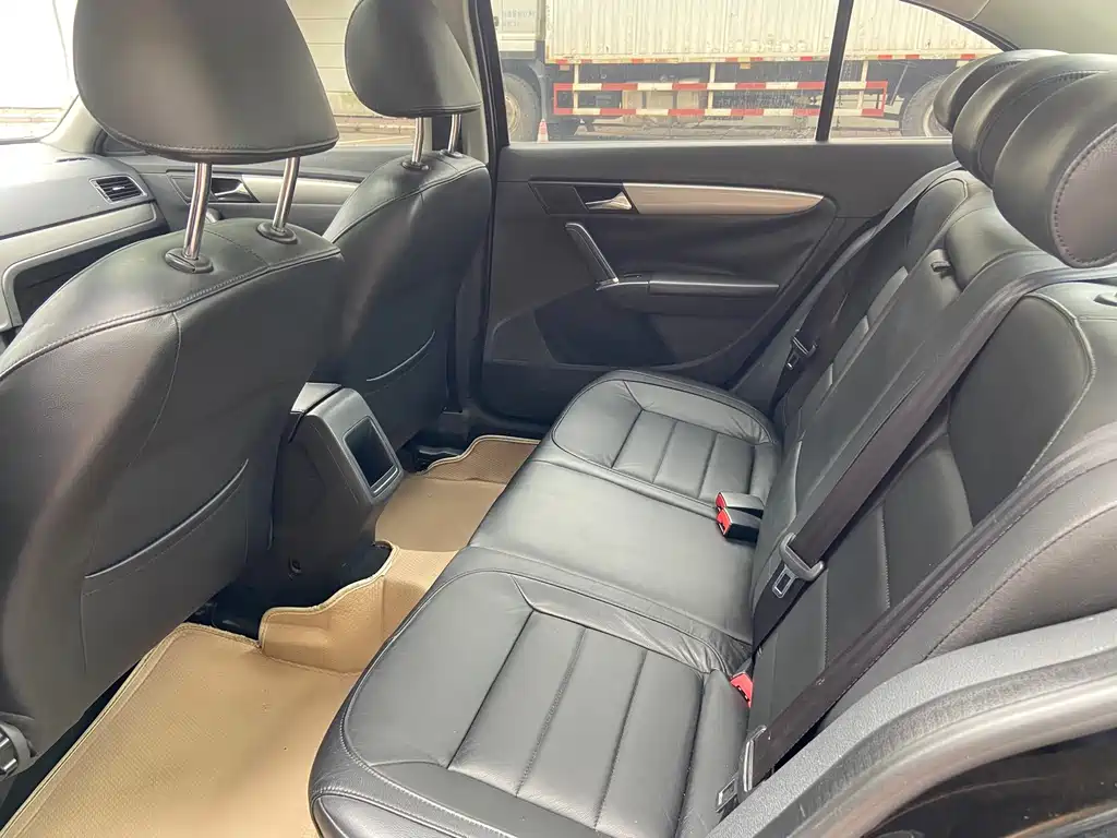 Volkswagen Lavida 1.4TSI DSG Luxury Edition, фото 6
