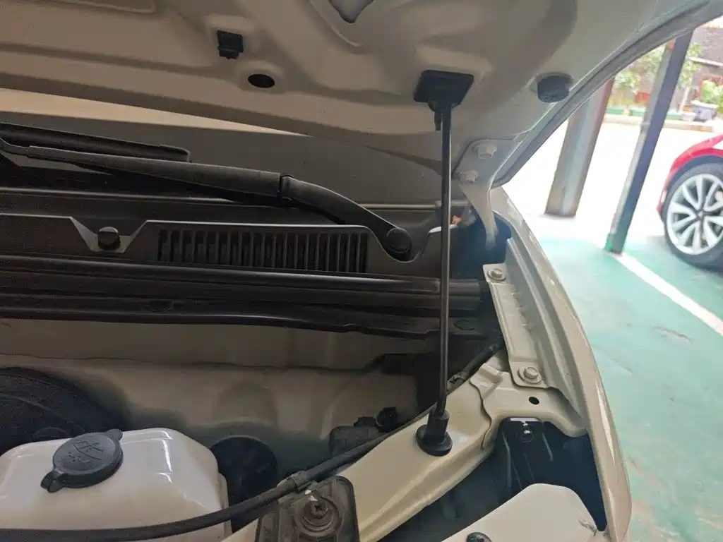 Wuling MINIEV — миниатюра 22