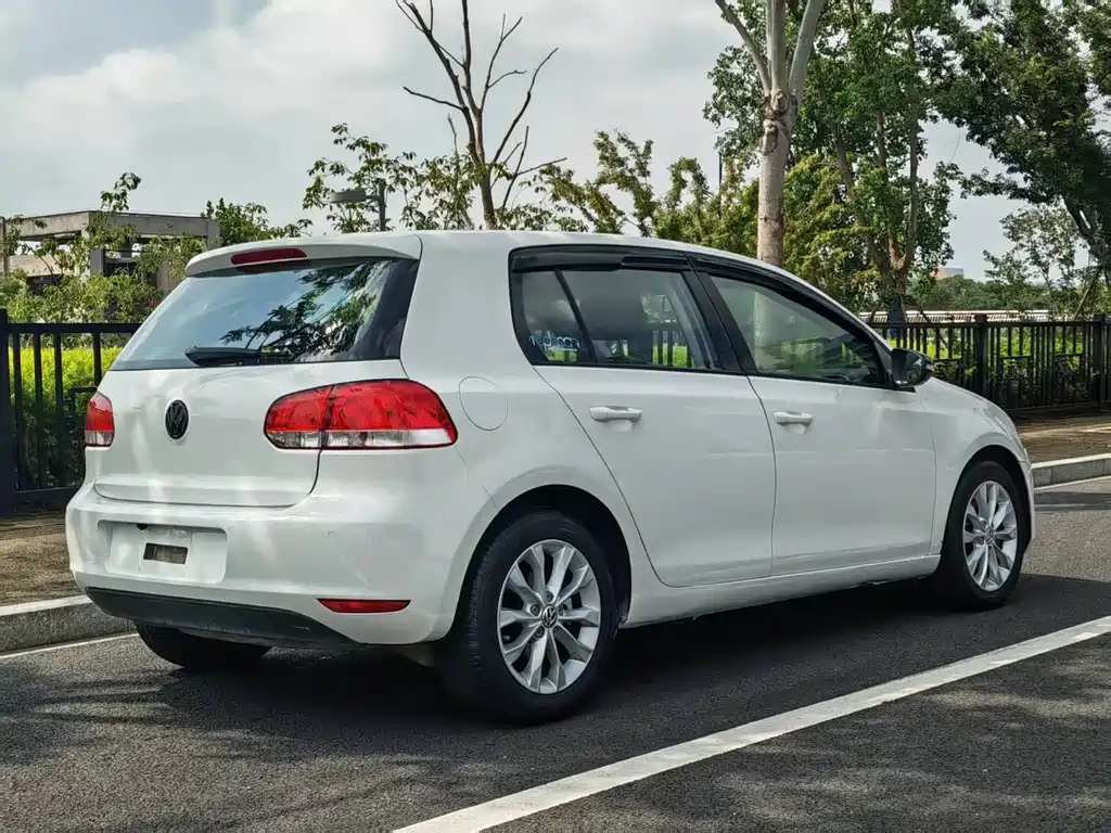 Volkswagen Golf — миниатюра 8