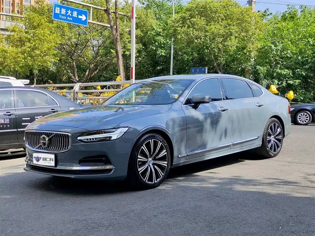 Volvo S90 2021