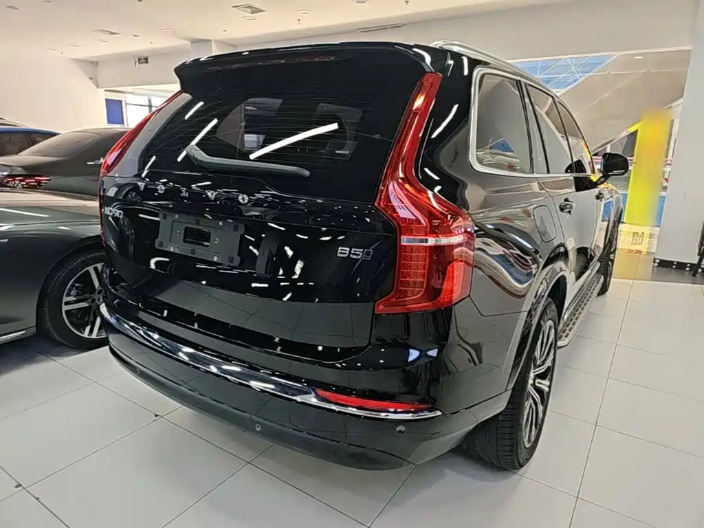 Volvo XC90 2024 B5 Luxury 7 мест