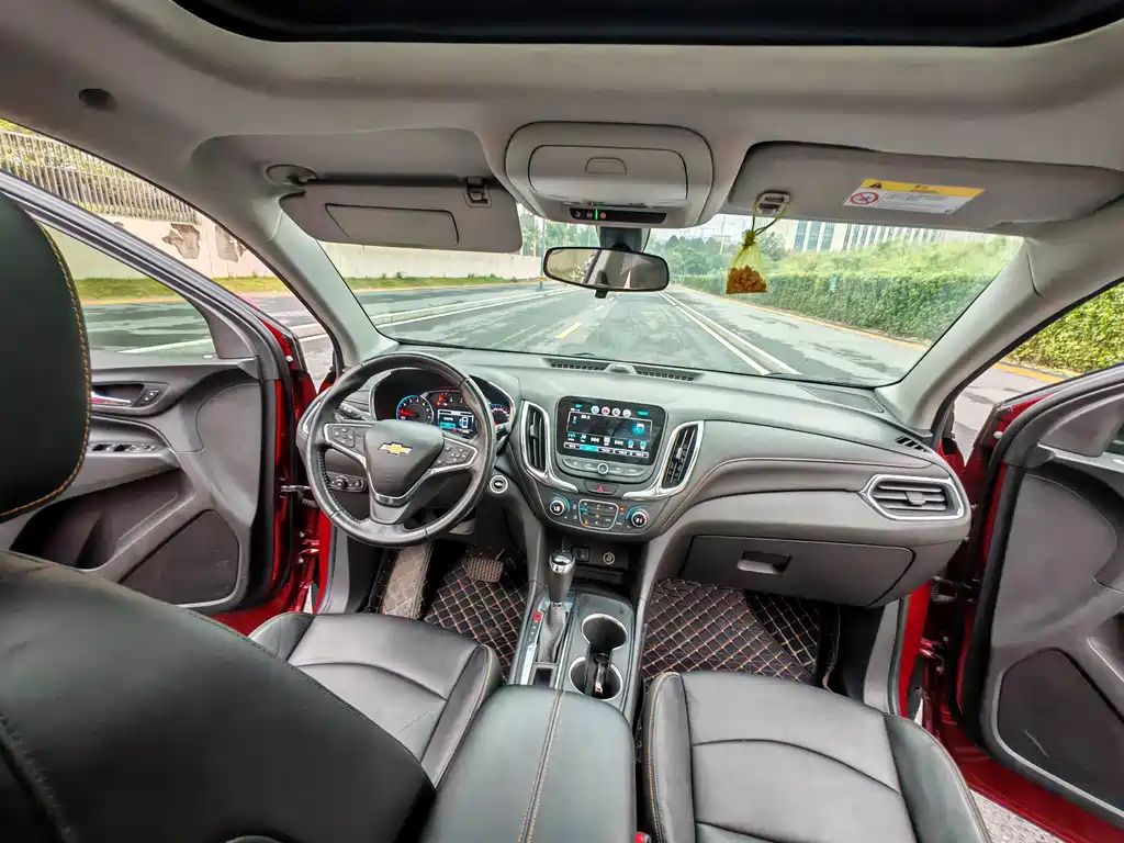 Chevrolet Equinox — миниатюра 14