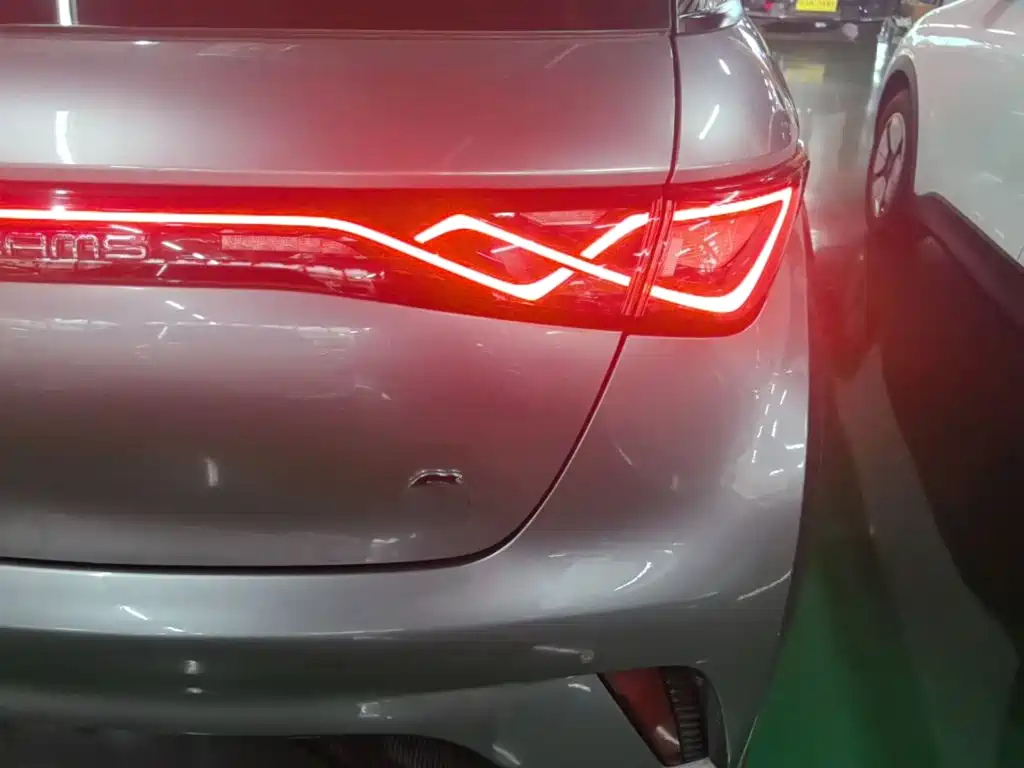 BYD Dolphin — миниатюра 8