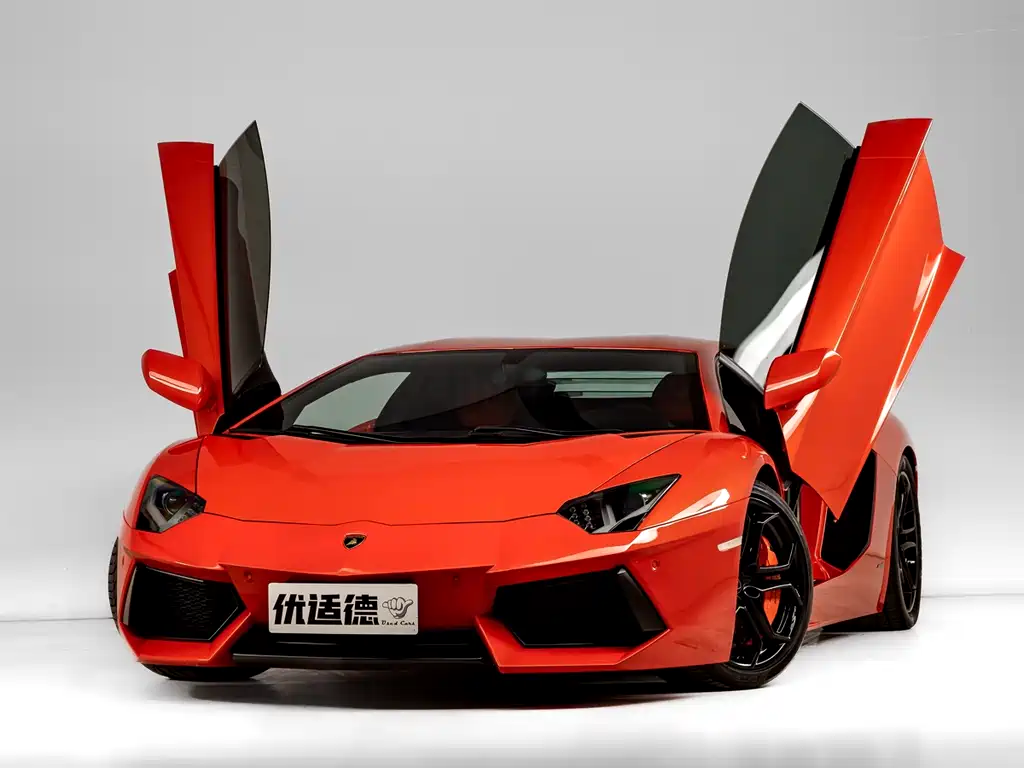 Lamborghini Aventador 2011 LP 700-4