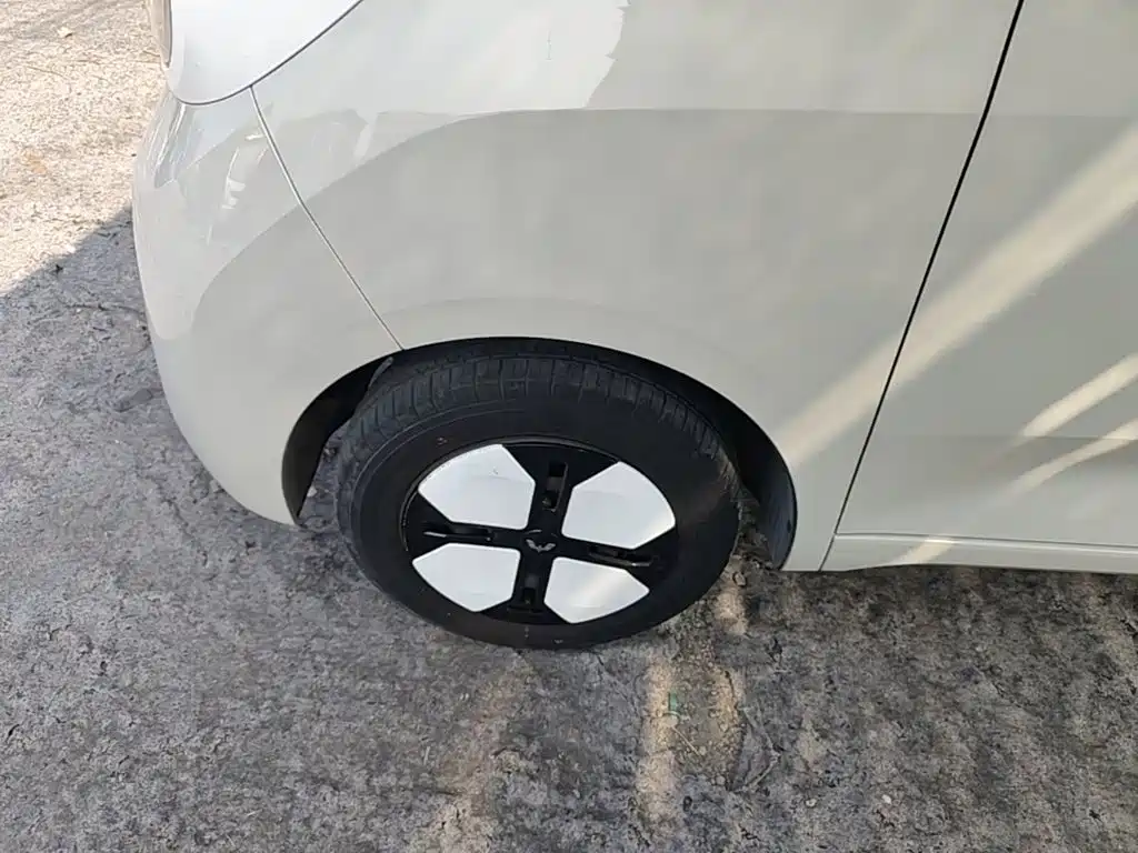 Wuling MINIEV — миниатюра 23