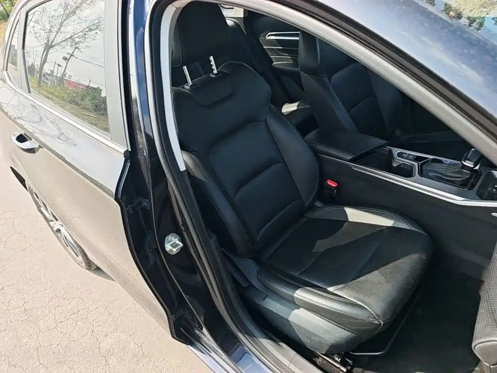 Geely Emgrand — миниатюра 25