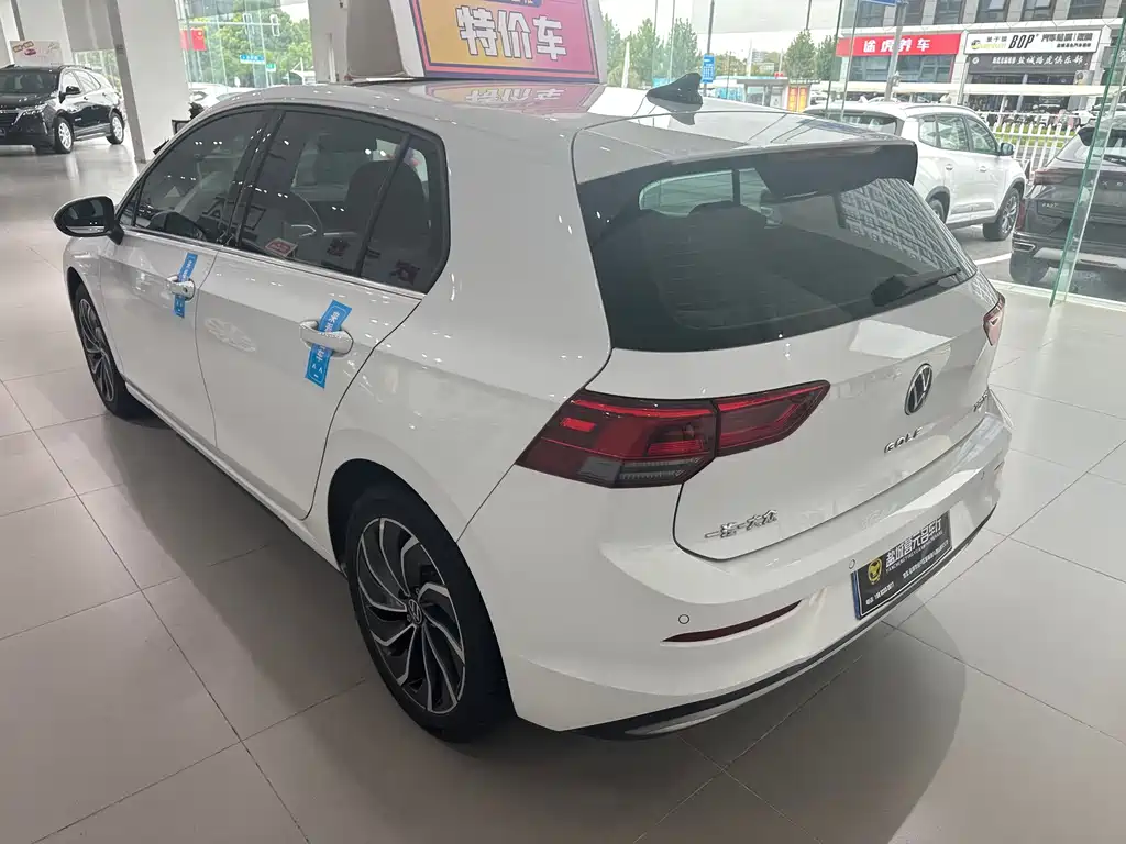 Volkswagen Golf — миниатюра 9
