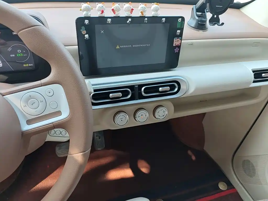 Wuling MINIEV — миниатюра 13