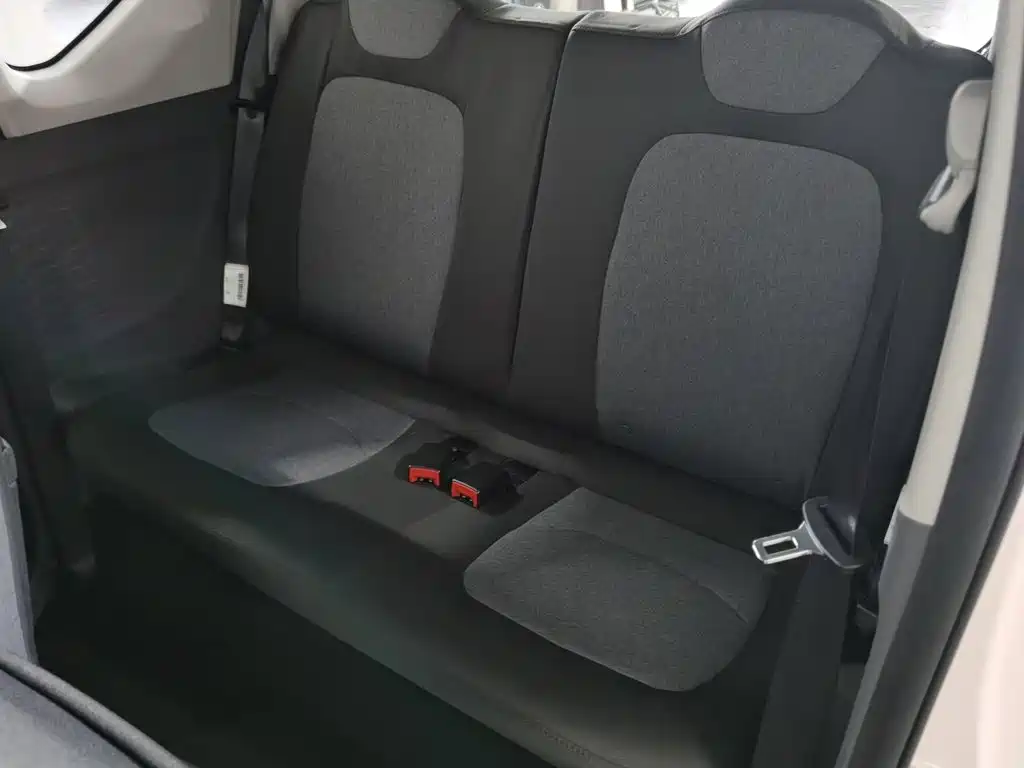 Wuling MINIEV — миниатюра 15
