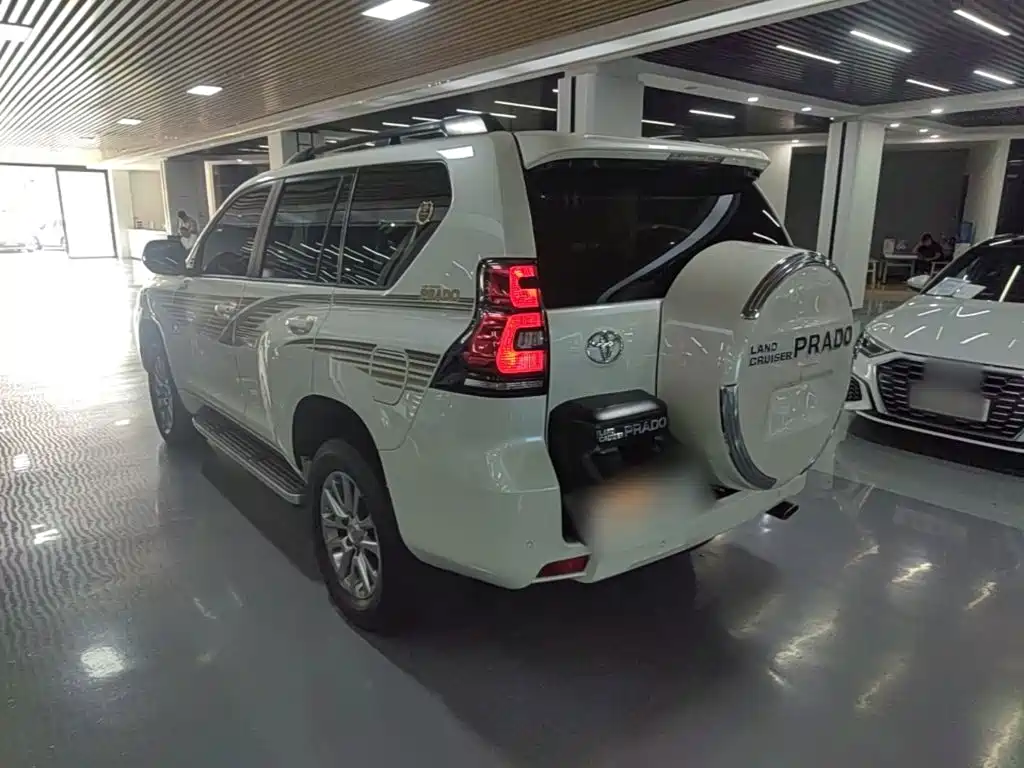 Toyota Prado — миниатюра 5
