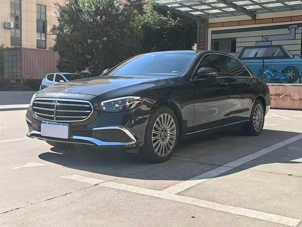 Mercedes-Benz E-Class 2021