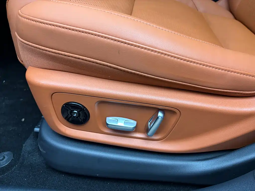 Li Auto Li L6 — миниатюра 12