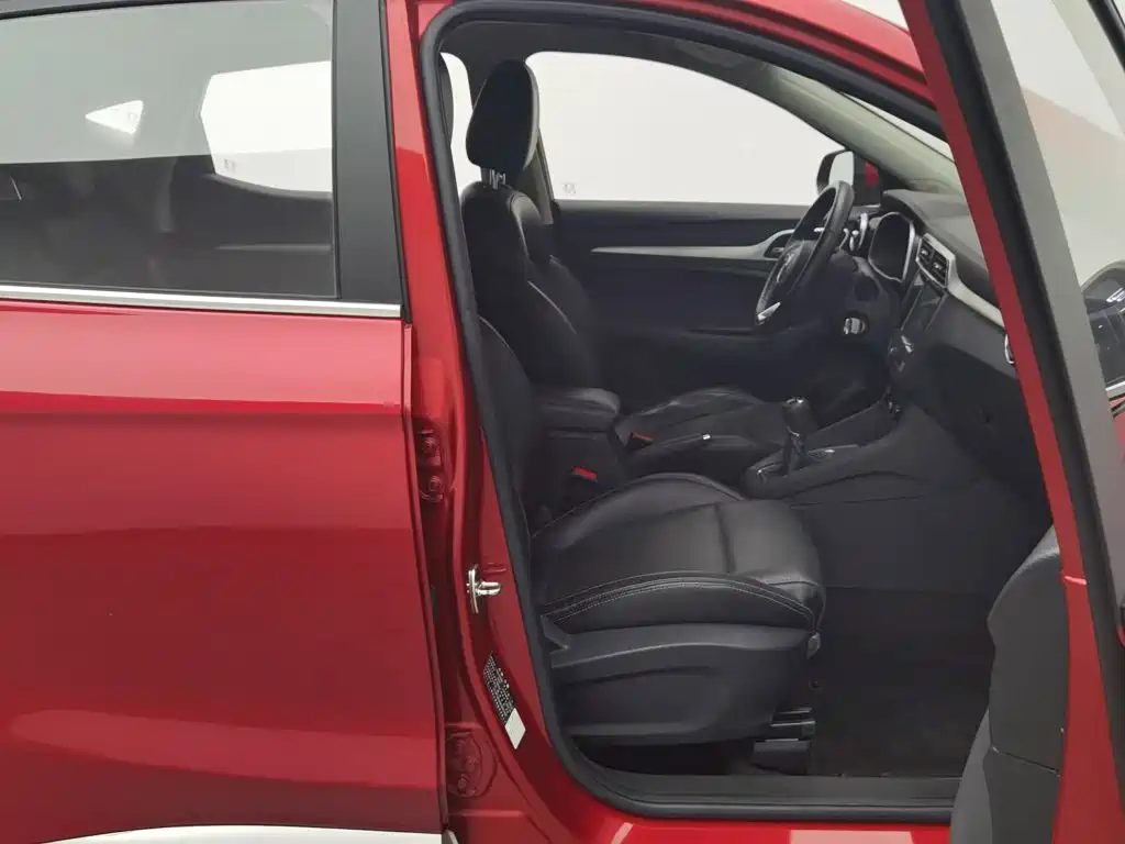 MG ZS — миниатюра 23