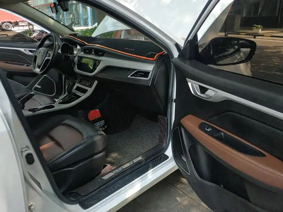 Geely Vision — миниатюра 8
