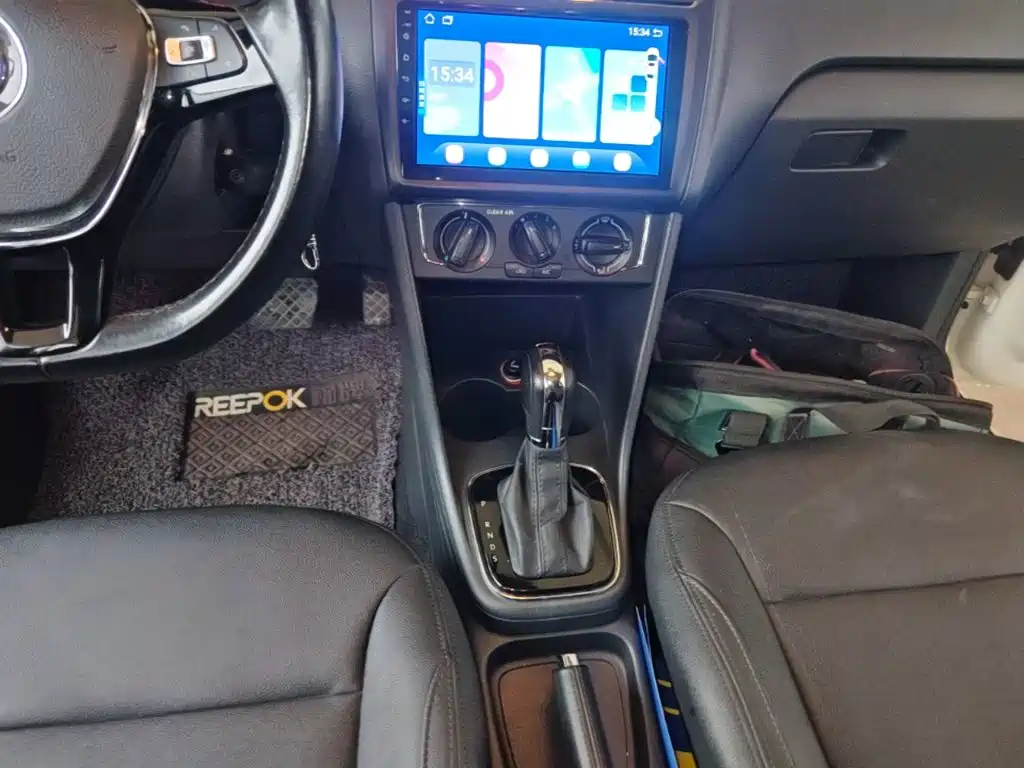Volkswagen Polo — миниатюра 14