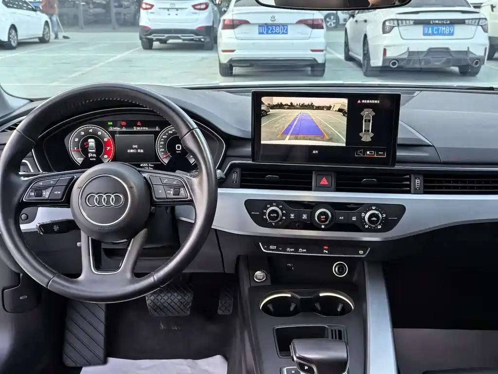 Audi A4L 2020 40 TFSI Fashion