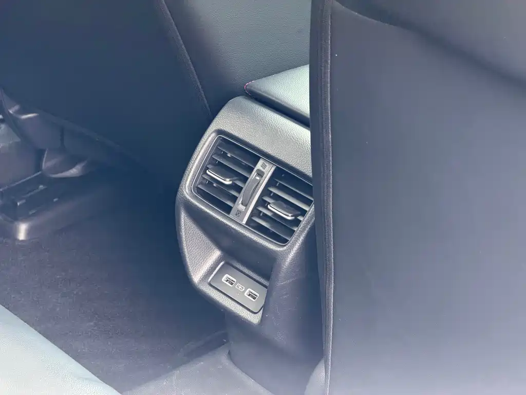 Honda Civic — миниатюра 16