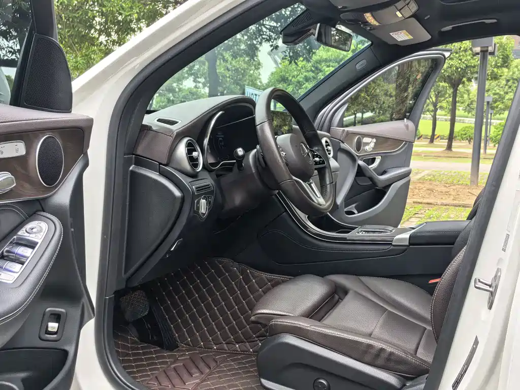 Mercedes-Benz GLC — миниатюра 6