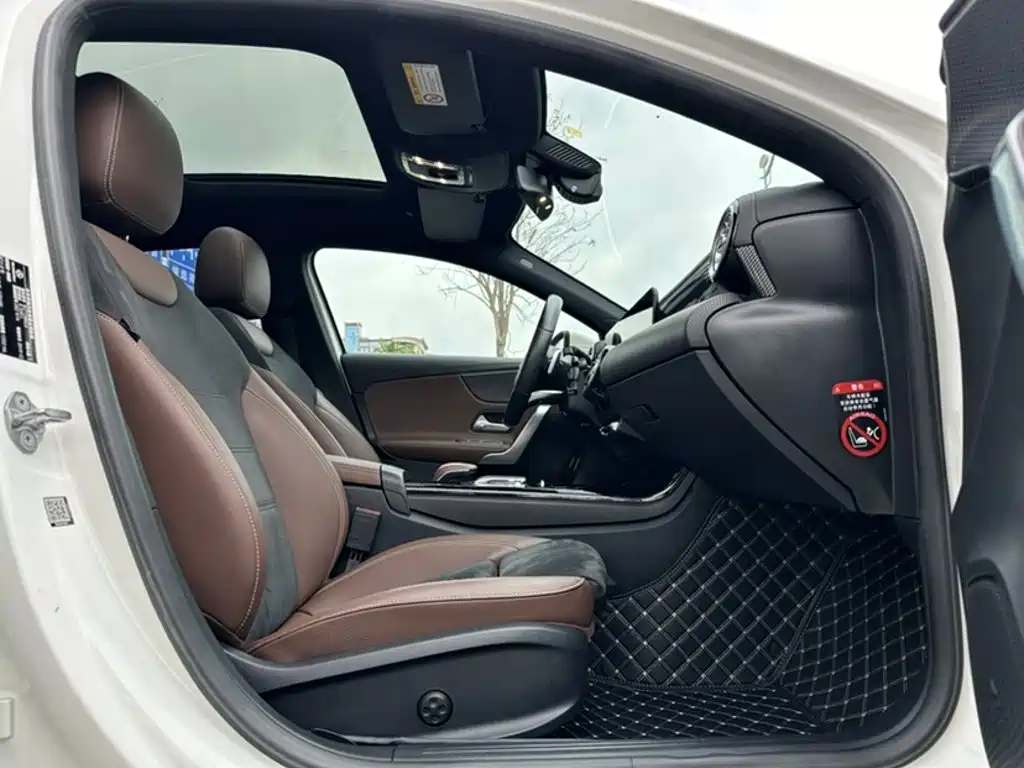 Mercedes-Benz A-Class A 2020 A 200 L Sport
