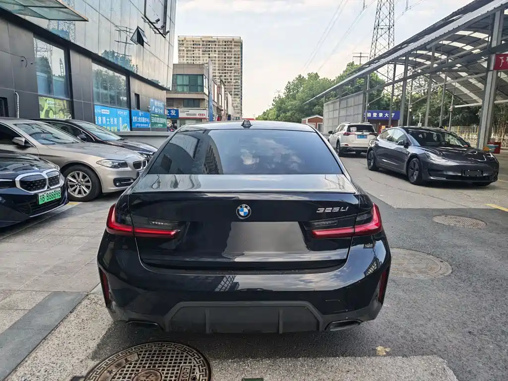 BMW 3 Series — миниатюра 4