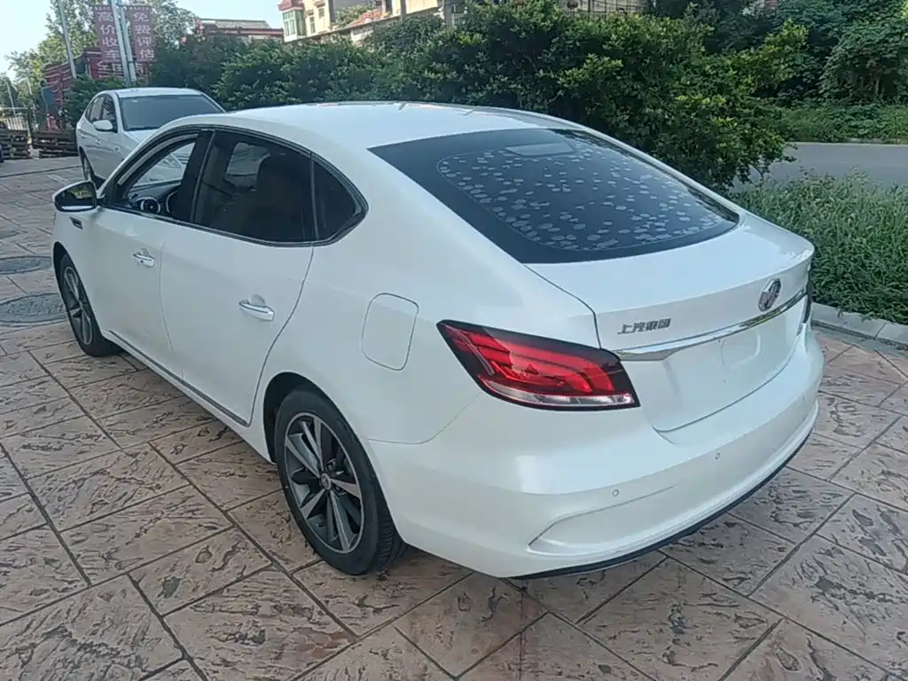 MG MG6 — миниатюра 5