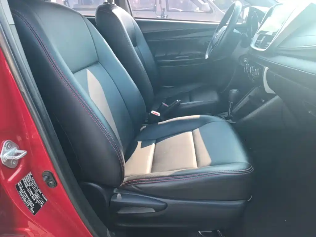 Toyota Yaris L — миниатюра 25