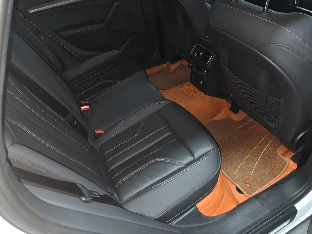 Audi Q5L — миниатюра 11