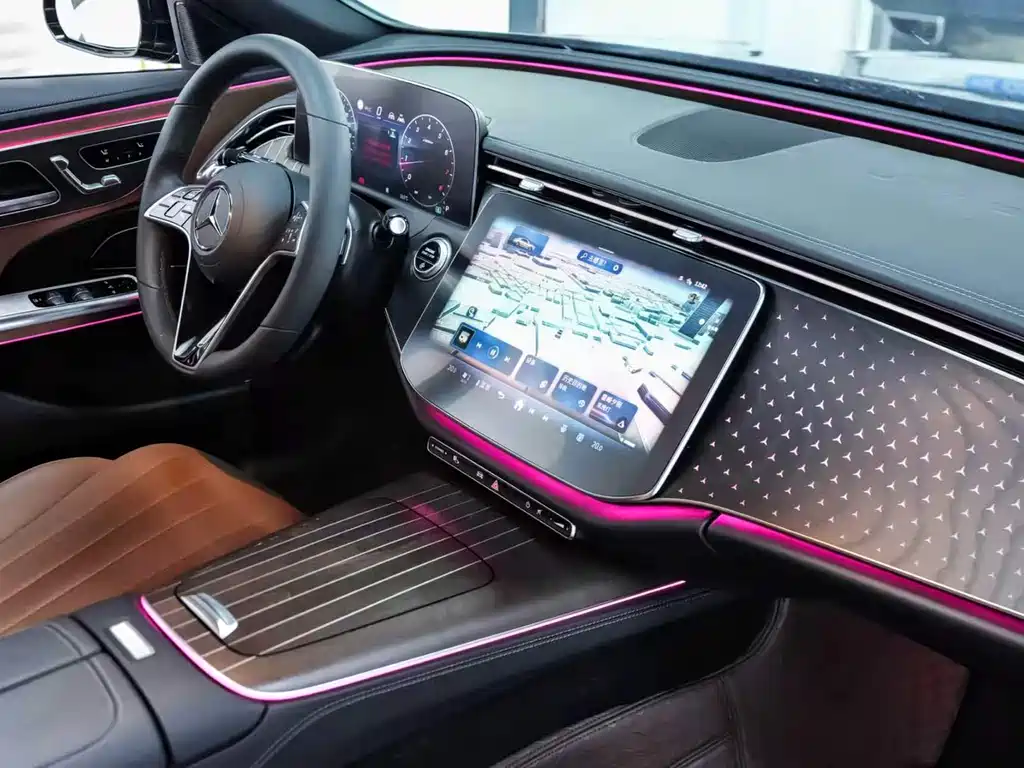 Mercedes-Benz E-Class E 2024 E 300 L Fashion