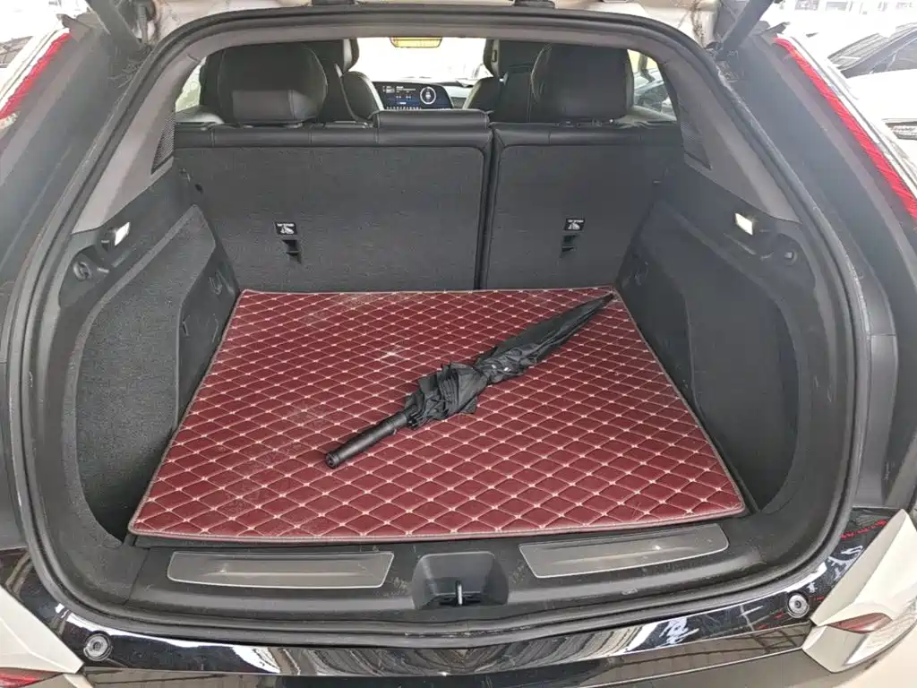 Cadillac IQ — миниатюра 19