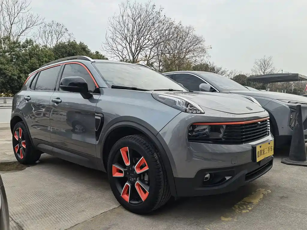 Lynk & Co 01 — миниатюра 3