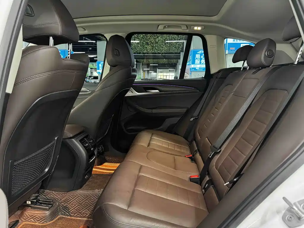 BMW X3 — миниатюра 10
