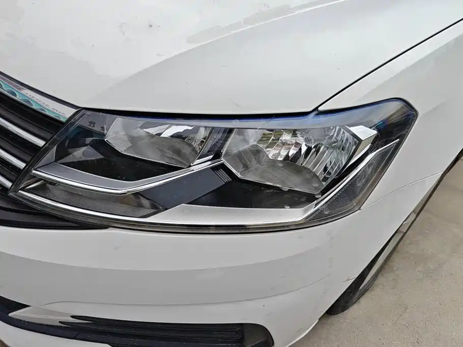 Volkswagen Lavida — миниатюра 5