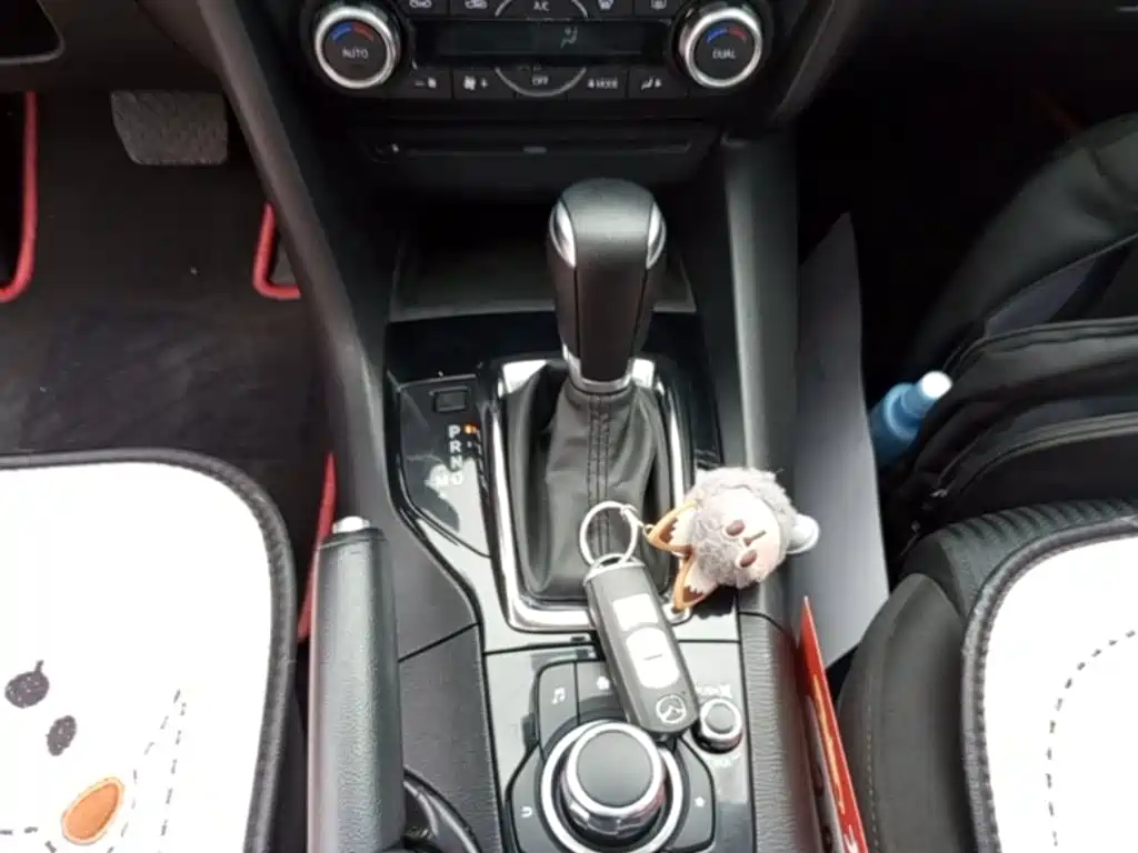 Mazda 3 Axela — миниатюра 14
