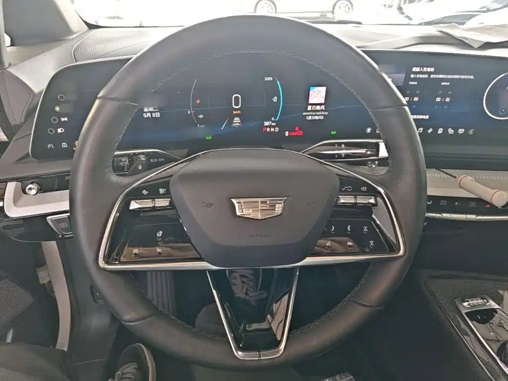 Cadillac IQ — миниатюра 11