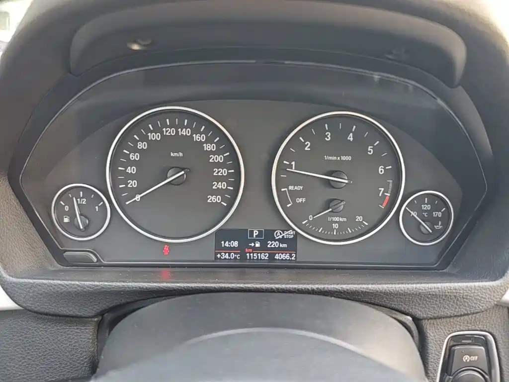BMW 3 Series — миниатюра 12