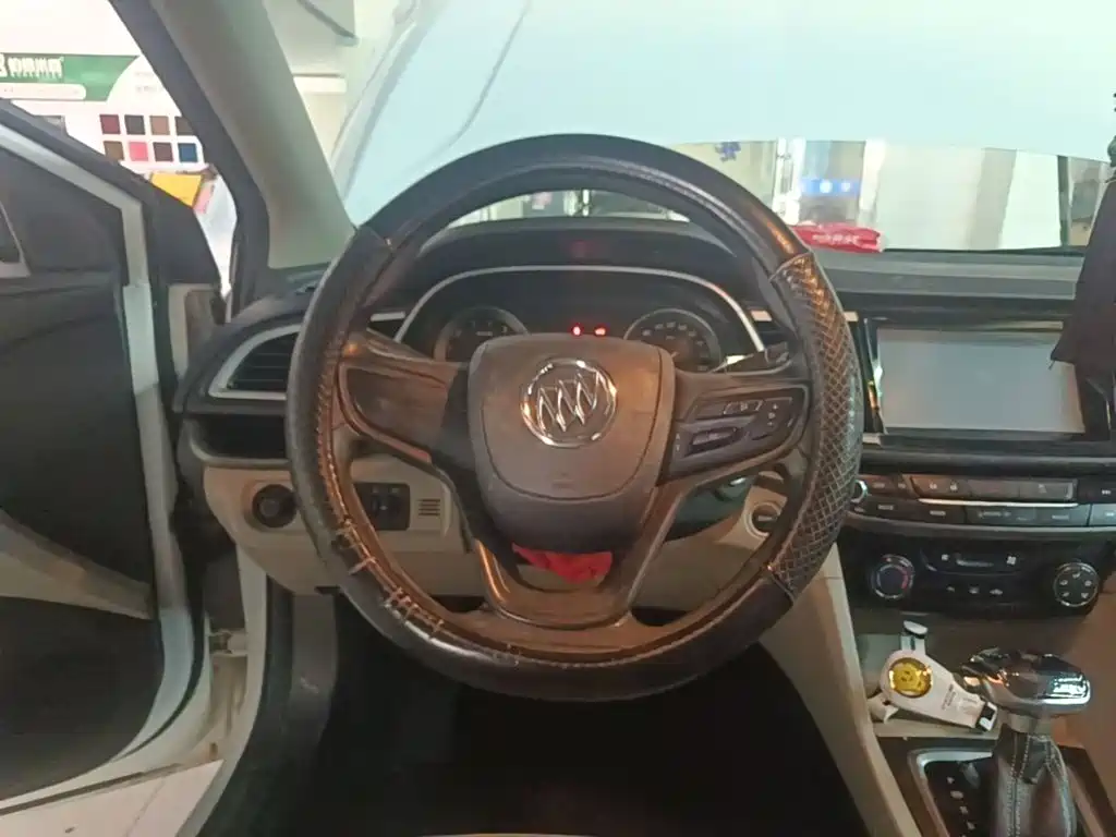 Buick Excelle — миниатюра 11
